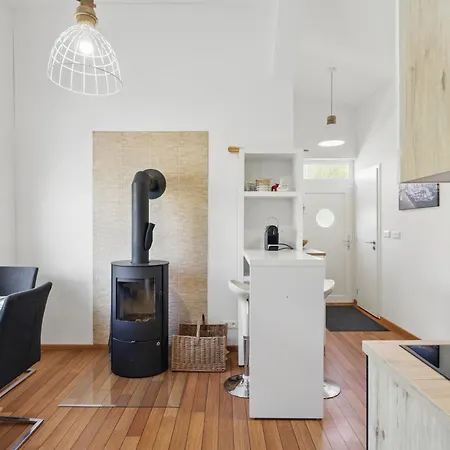 Sunset View Housboat With Sundeck,ac&heating Bratislava