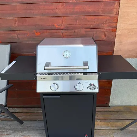 Sunset View Housboat With Sundeck,ac&heating Holiday home Bratislava