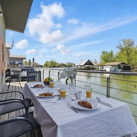 Sunset View Housboat With Sundeck,ac&heating בית נופש *