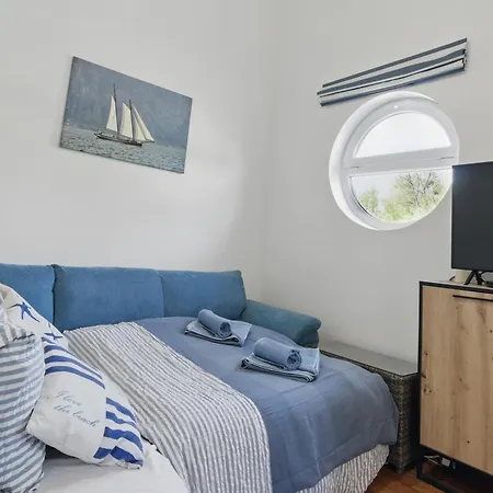Sunset View Housboat With Sundeck,ac&heating ברטיסלאבה