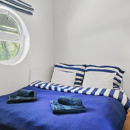 בית נופש Sunset View Housboat With Sundeck,ac&heating *