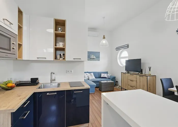 Сasa de vacaciones Sunset View Housboat With Sundeck,ac&heating Bratislava