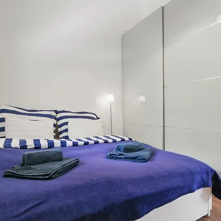 Sunset View Housboat With Sundeck,ac&heating Semesterbostad *