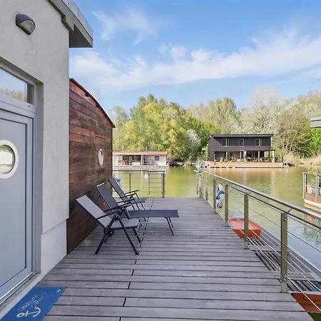 Sunset View Housboat With Sundeck,ac&heating Semesterbostad *