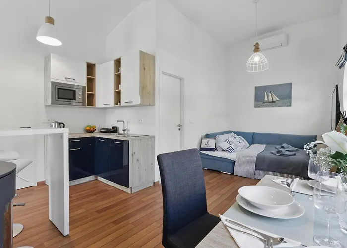 Dovolenkový dom Sunset View Housboat With Sundeck,ac&heating Bratislava