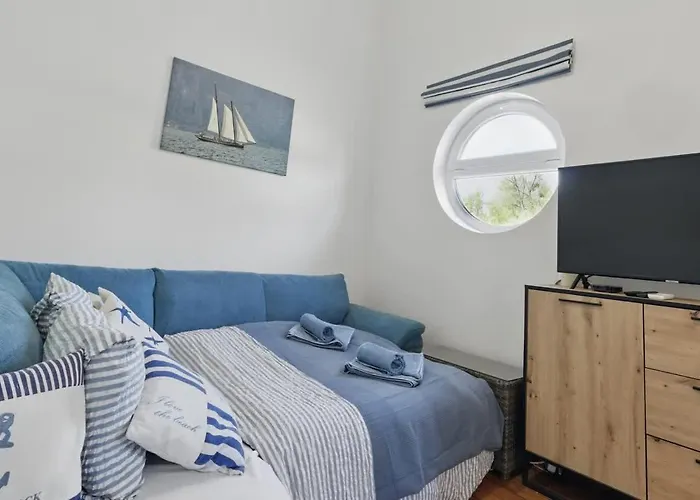 Sunset View Housboat With Sundeck,ac&heating * ברטיסלאבה